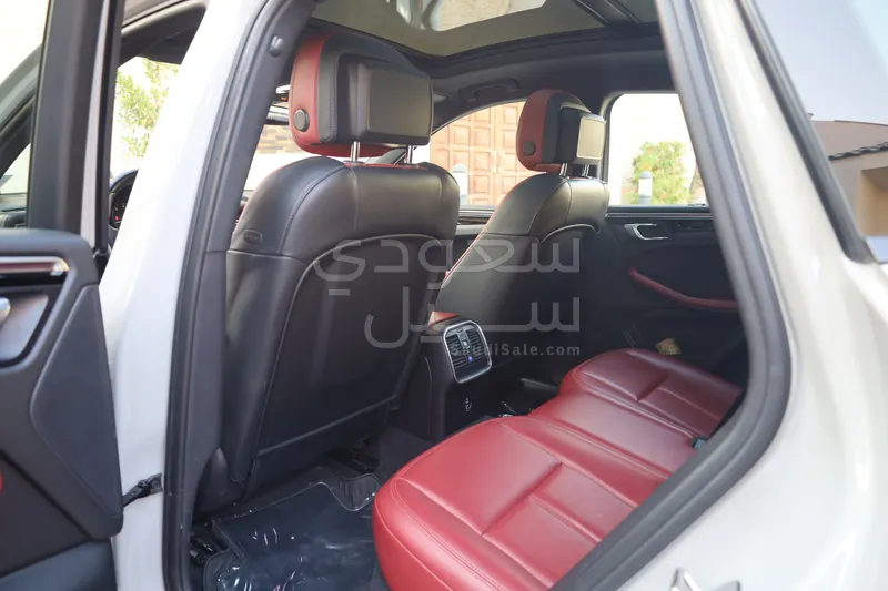 2023 بورش ماكان تي