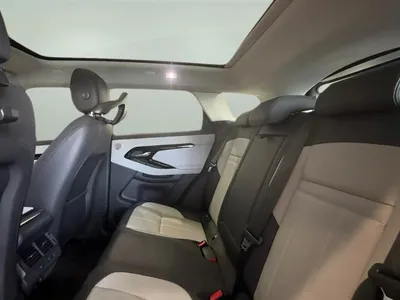 2025 لاند روفر رينج روفر ايفوك