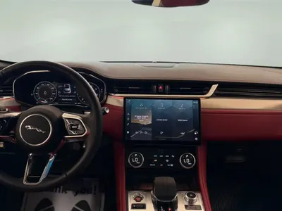2024 جاكوار اف-بيس ار دايناميك