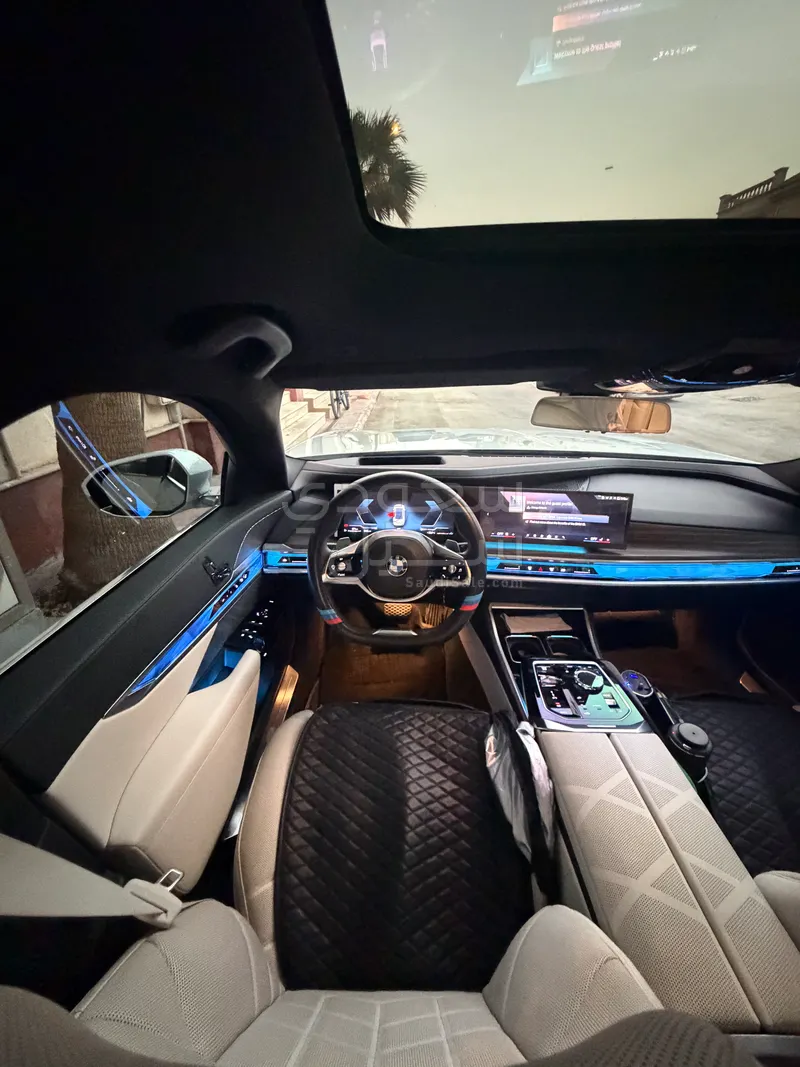 2023 بي ام دبليو الفئة السابعة 735أي