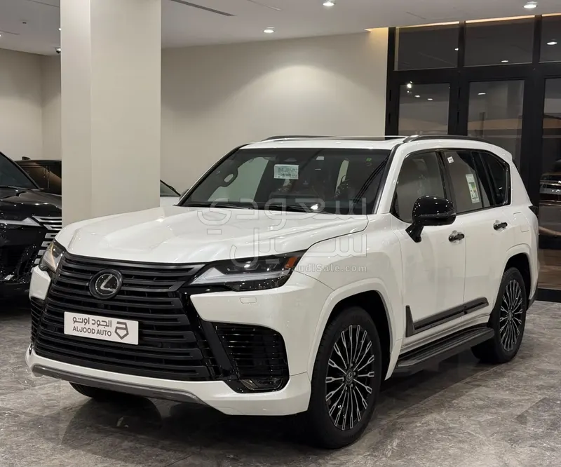 2025 لكزس إل إكس 600 vip بلاك بكج