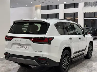 2025 لكزس إل إكس 600 vip بلاك بكج