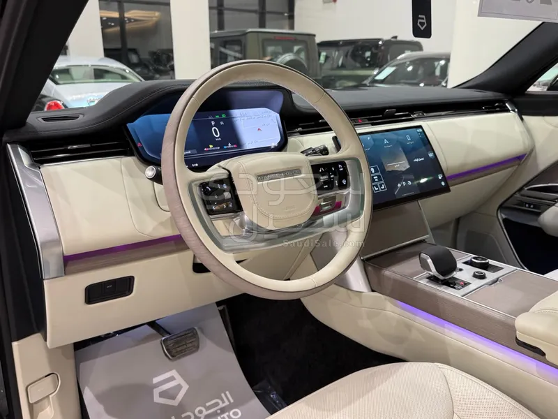 2027 لاند روفر رينج روفر اتش اس اي