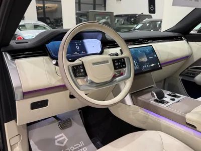 2027 لاند روفر رينج روفر اتش اس اي
