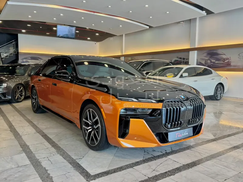 2025 بي ام دبليو الفئة السابعة 740أي