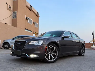 2017 كرايسلر 300 ليميتد