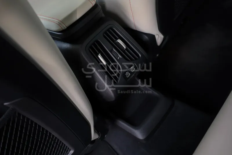 2025 بي ام دبليو الفئة اكس 2