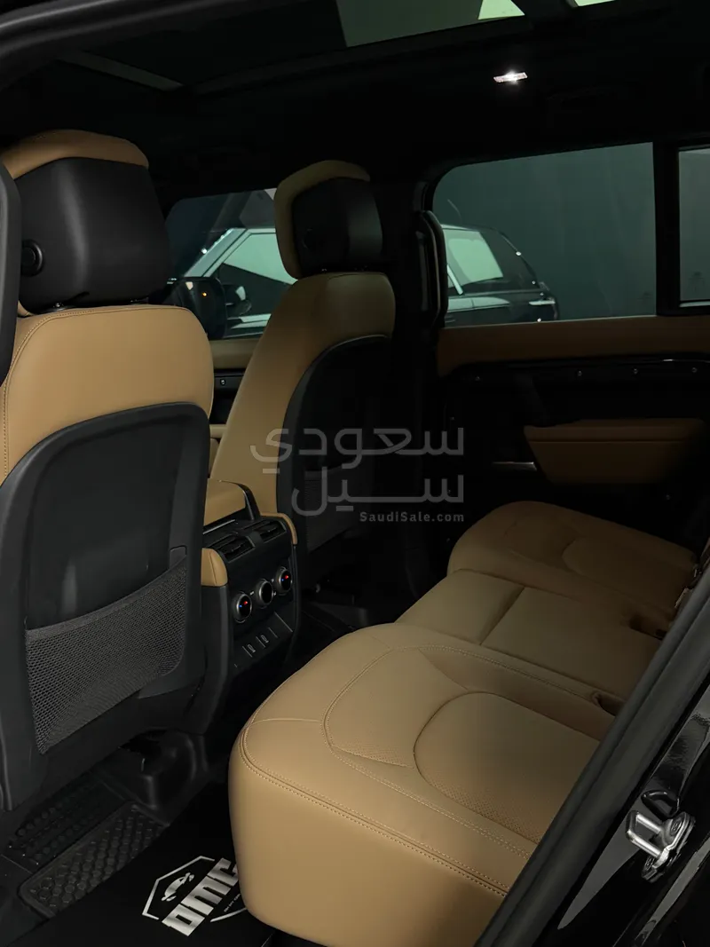 2026 لاند روفر ديفيندر 110 اكس داينمك اتش اس اي