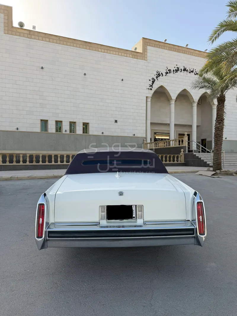 1988 كاديلاك بروكهام