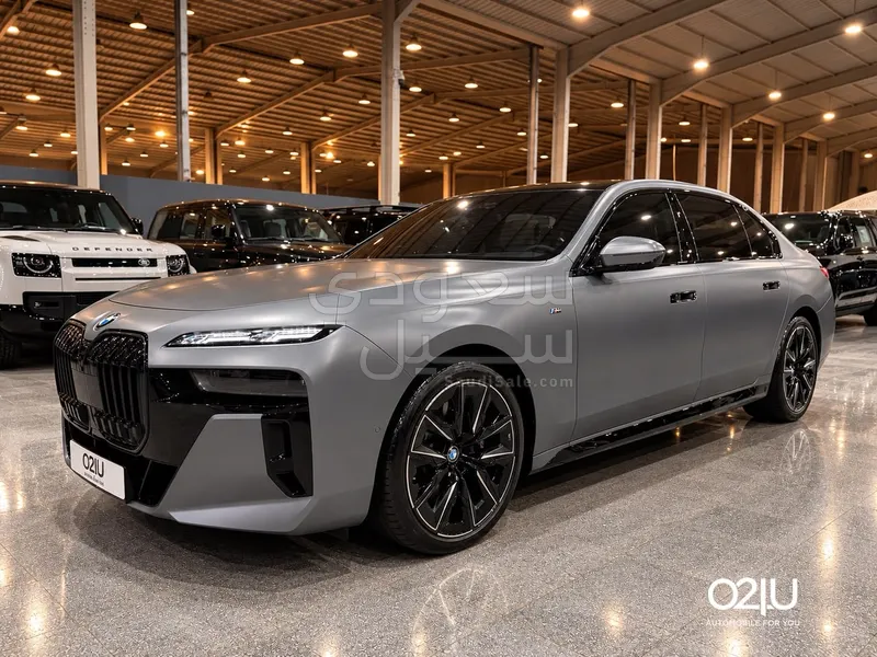 2025 بي ام دبليو الفئة السابعة 760أي