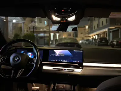 2024 بي ام دبليو الفئة الخامسة 520 أي