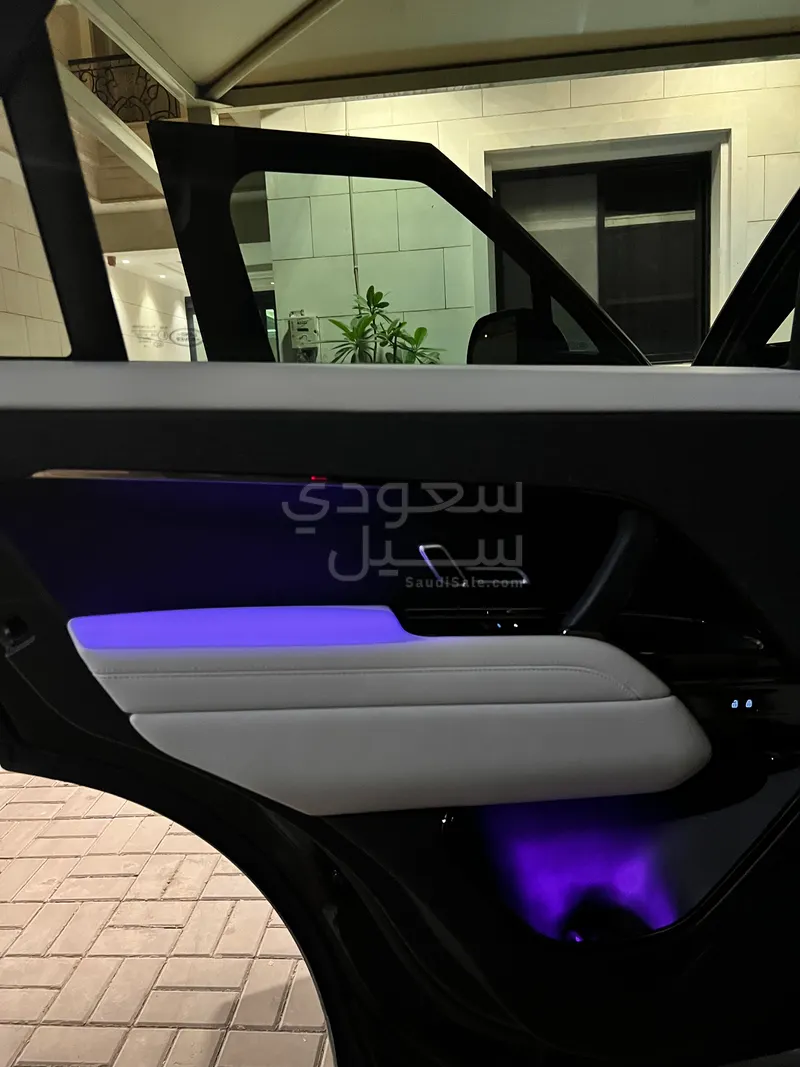 2023 لاند روفر رينج روفر سبورت اس اي