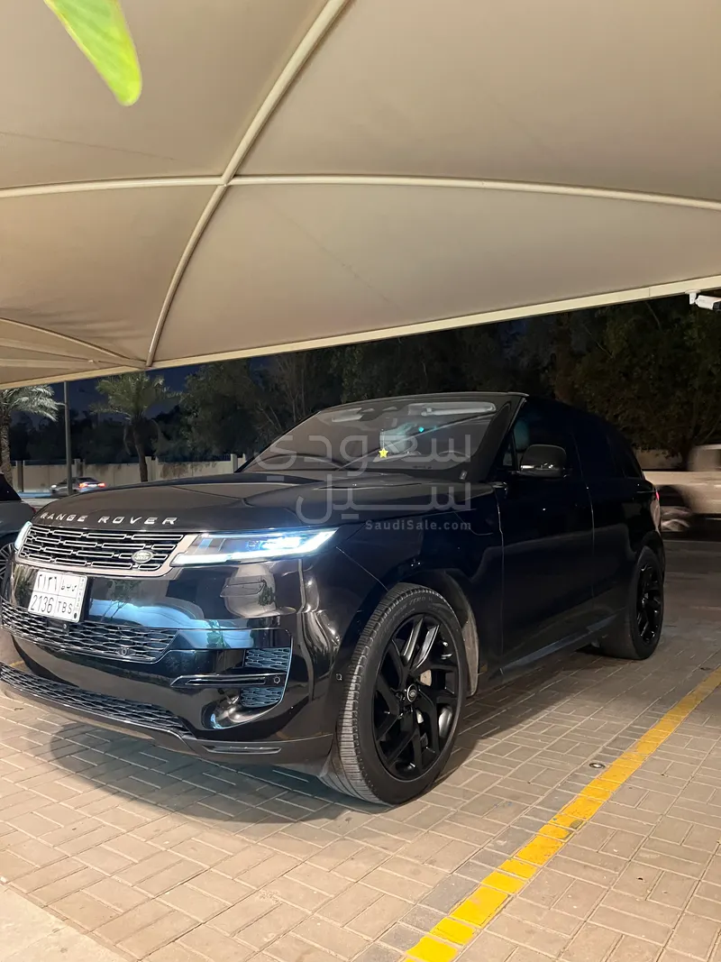 2023 لاند روفر رينج روفر سبورت اس اي
