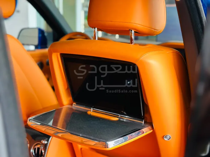2024 رولز رويس كولينان بلاك بادج