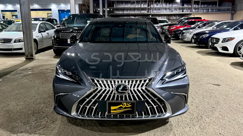2024 لكزس إي إس 350 دي دي