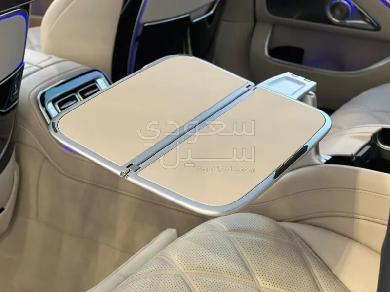 2022 مرسيدس - بنز إس 680 مايباخ