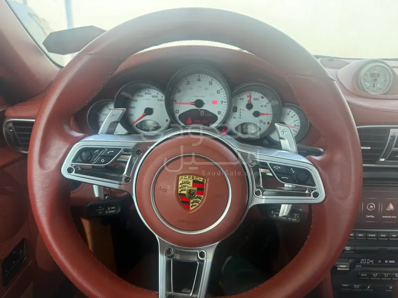 2010 بورش 911 كاريرا 4 اس